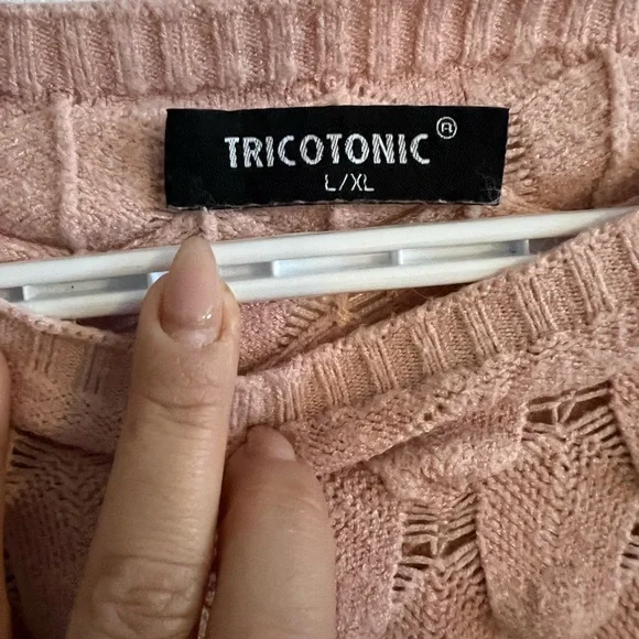 Textured Pink Sweater - Picture 2 of 2